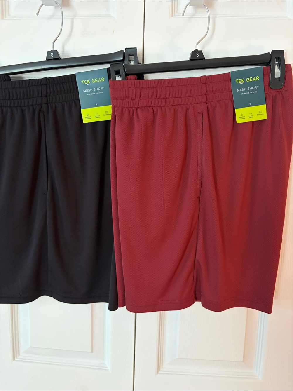 tek gear Athletic Mesh Shorts in Black and Burgundy.